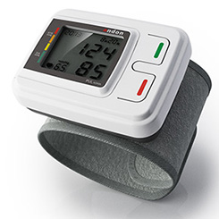 九安｜腕式电子血压计设计